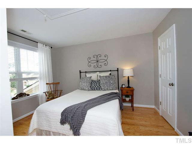 11025 Louson Place Raleigh, NC 27614 - Photo 17 of 24 Gallery Image 17