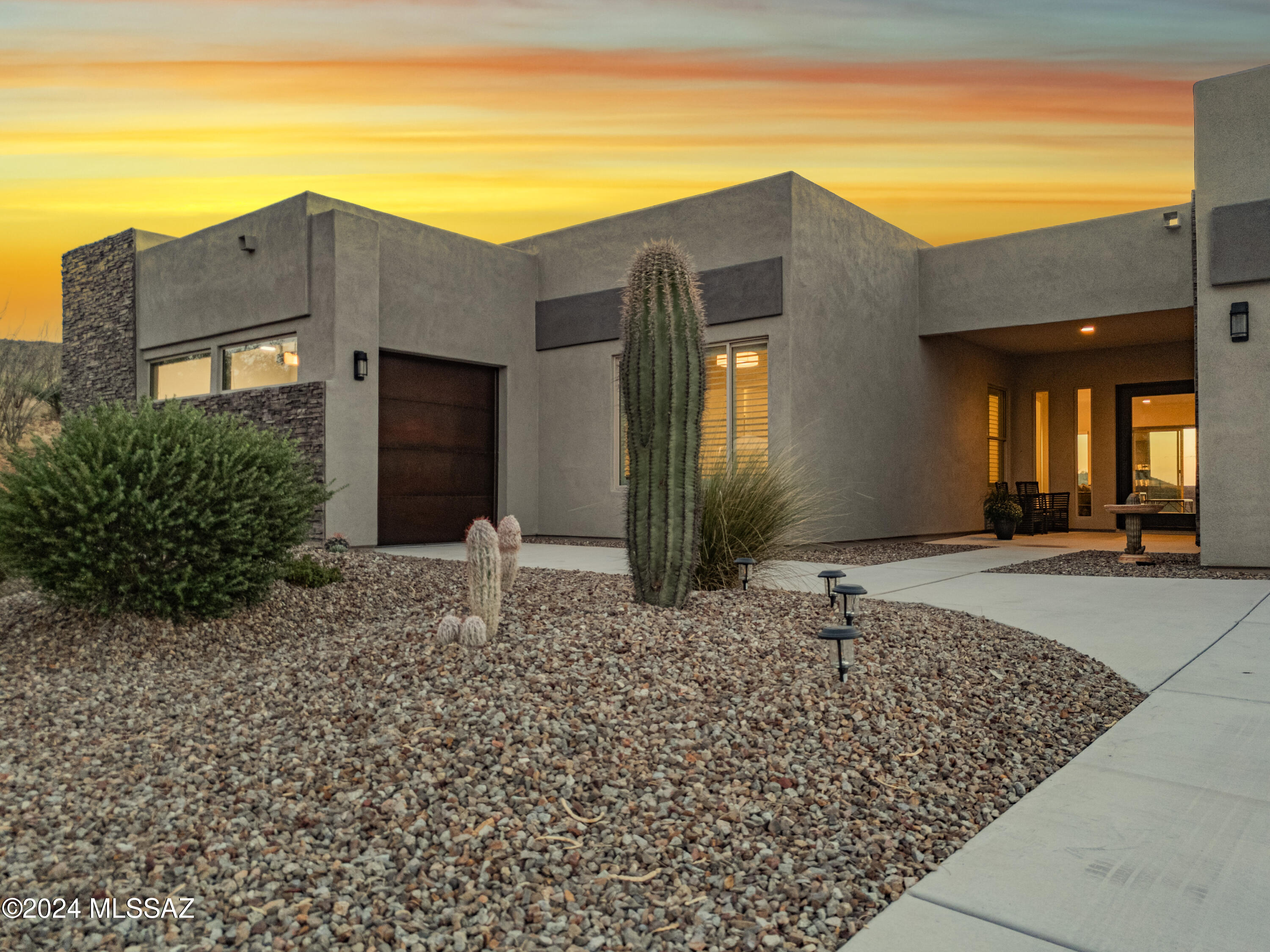 10556 East Ocotillo Rim Trail Vail, AZ 85641 - Photo 2 of 47 Front view