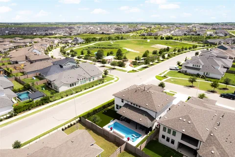 $849,995 | 7917 Edmondson Bend, Austin, TX 78744