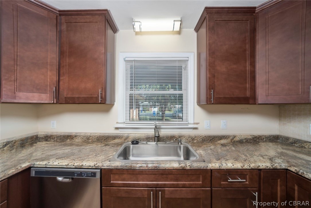 167 Colony Road Newport News, VA 23602 - Photo 18 of 37