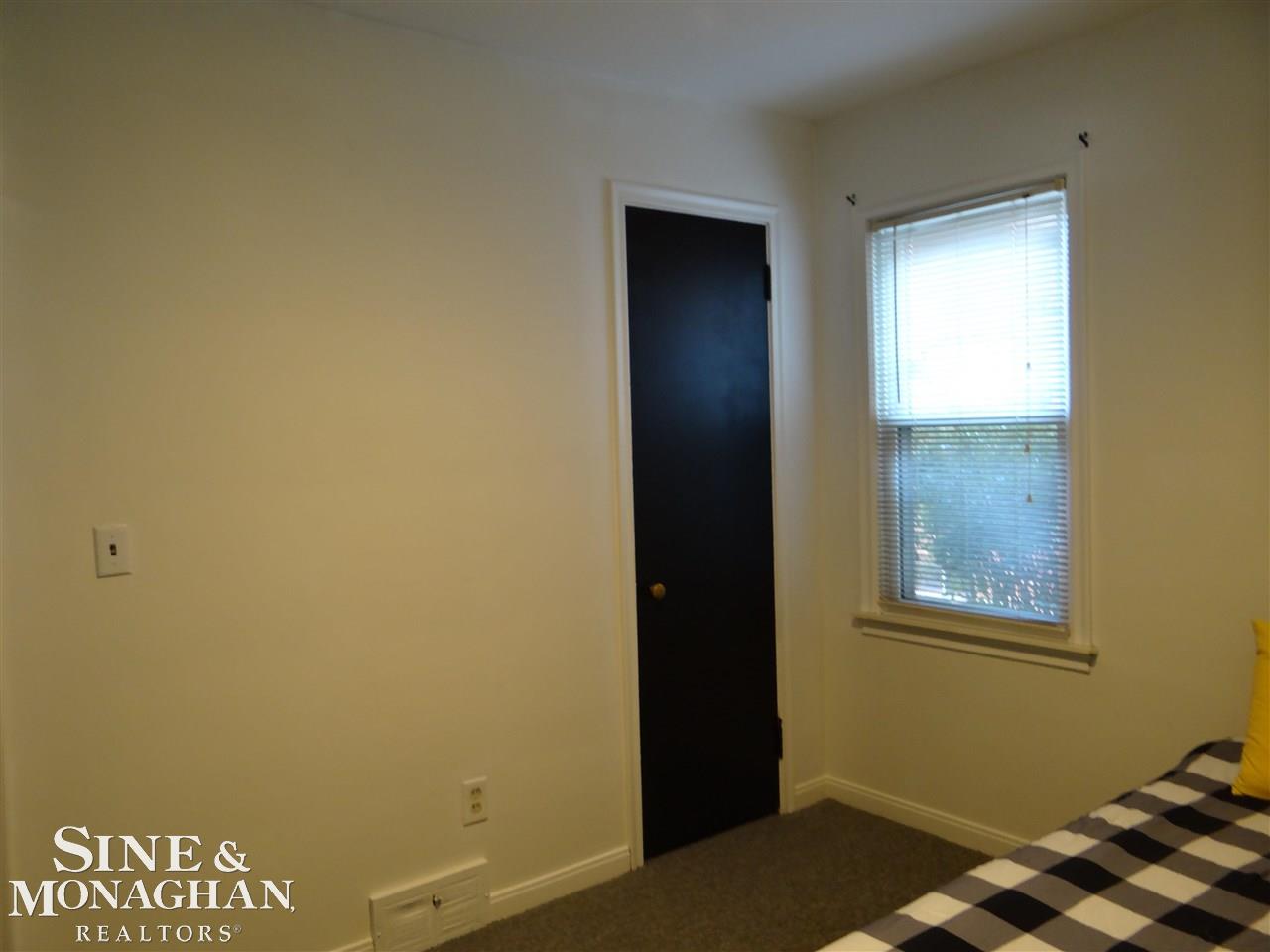 2037 Vernier Road, Unit 2041 VERNIER Grosse Pointe Woods, MI 48236 - Photo 19 of 38