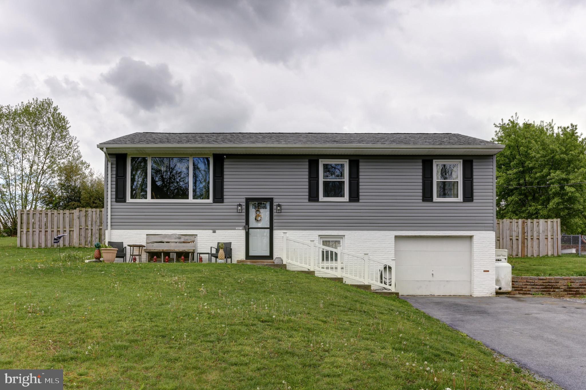 7935 Rider Lane Hummelstown, PA 17036 - Photo 2 of 32