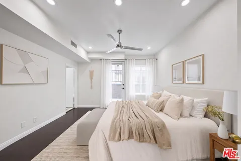 $1,075,000 | 12515 Pacific Avenue, Unit 208, Los Angeles, CA 90066