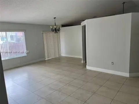 $3,250 | 14218 Southwest 176th Terrace, Miami, FL 33177
