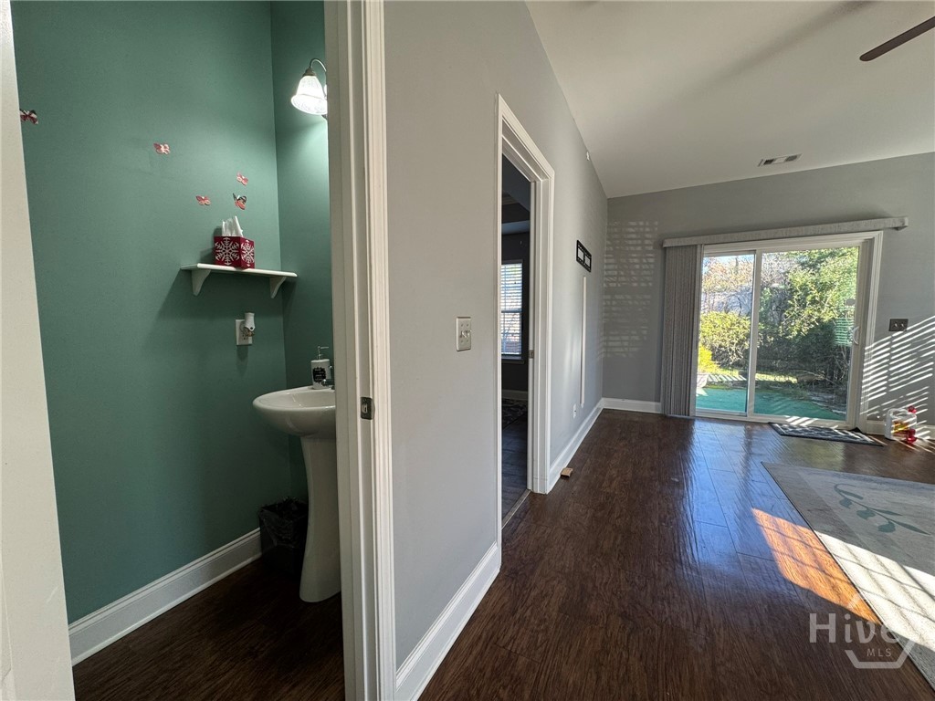 576 Gov Treutlen Circle Pooler, GA 31322 - Photo 5 of 22 First Floor Half Bath