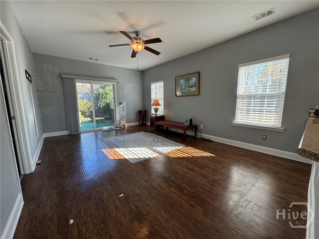 576 Gov Treutlen Circle Pooler, GA 31322 - Photo 6 of 22 Family Room