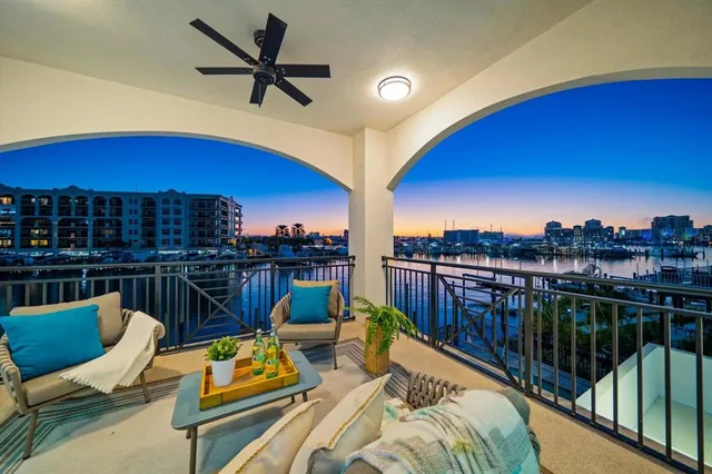 $990,000 | 211 Dolphin Point, Unit 202, Clearwater Beach, FL 33767