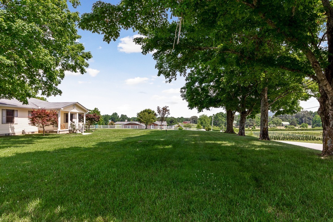 226 Old Shellsford Road McMinnville, TN 37110 - Photo 5 of 60 Gallery Image 5