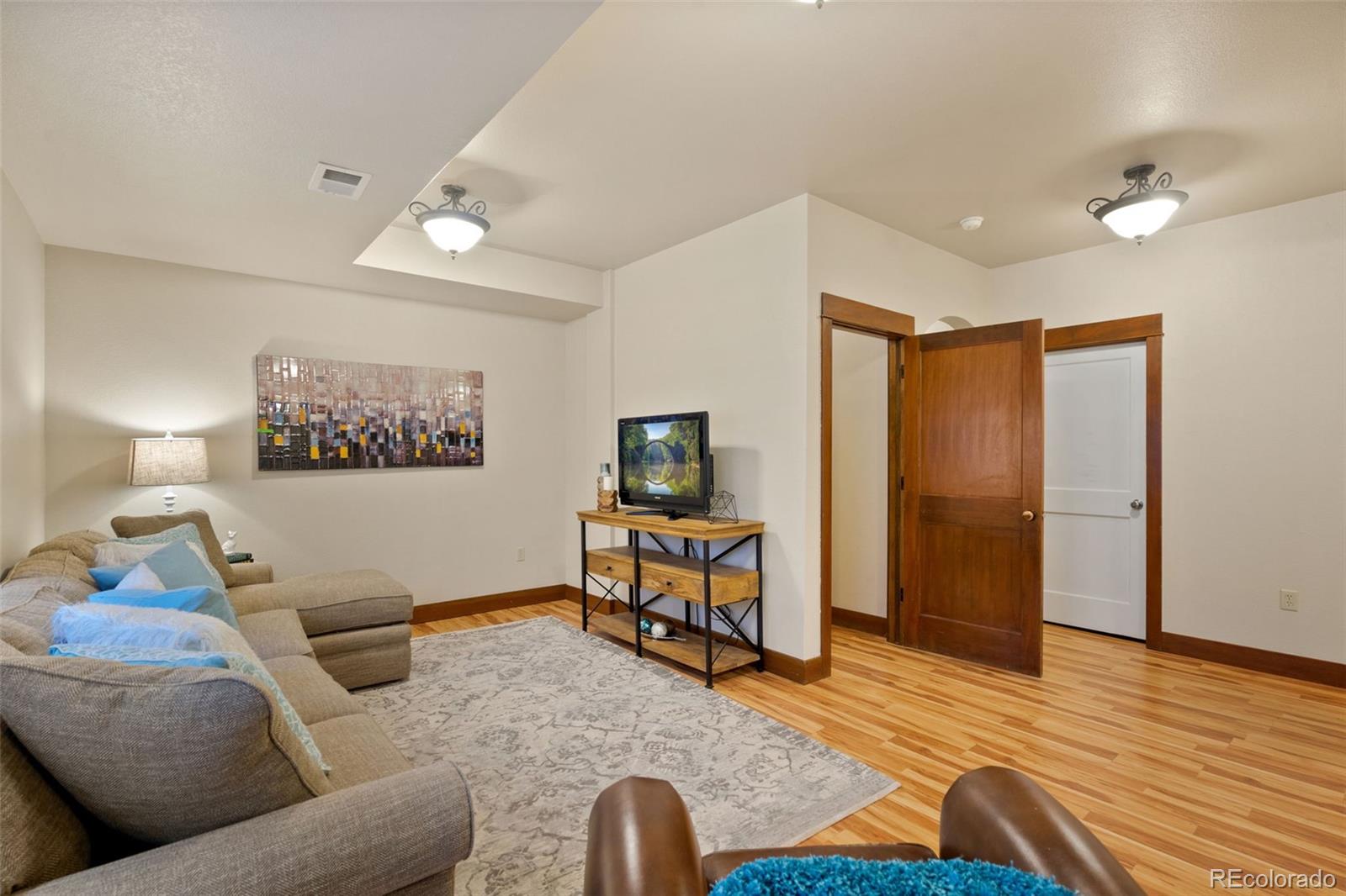 1220 Bennett Road Fort Collins, CO 80521 - Photo 23 of 31 Gallery Image 23