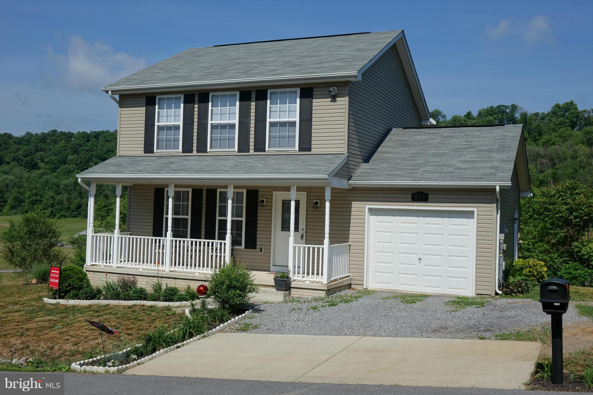 413 Whispering Wind Road Hancock, MD 21750 - Photo 2 of 14 Exterior (Front)