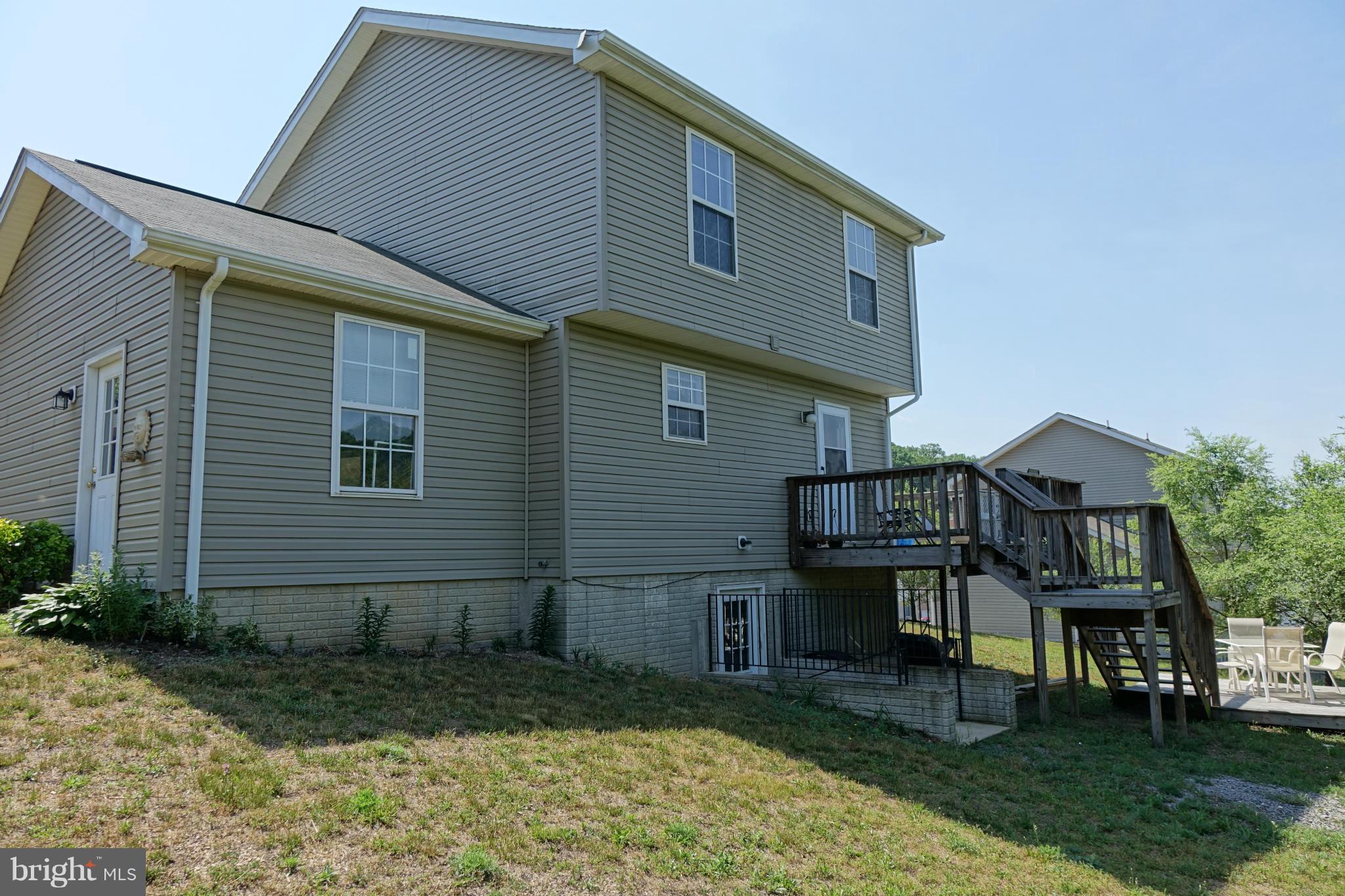 413 Whispering Wind Road Hancock, MD 21750 - Photo 13 of 14 Exterior (Rear)