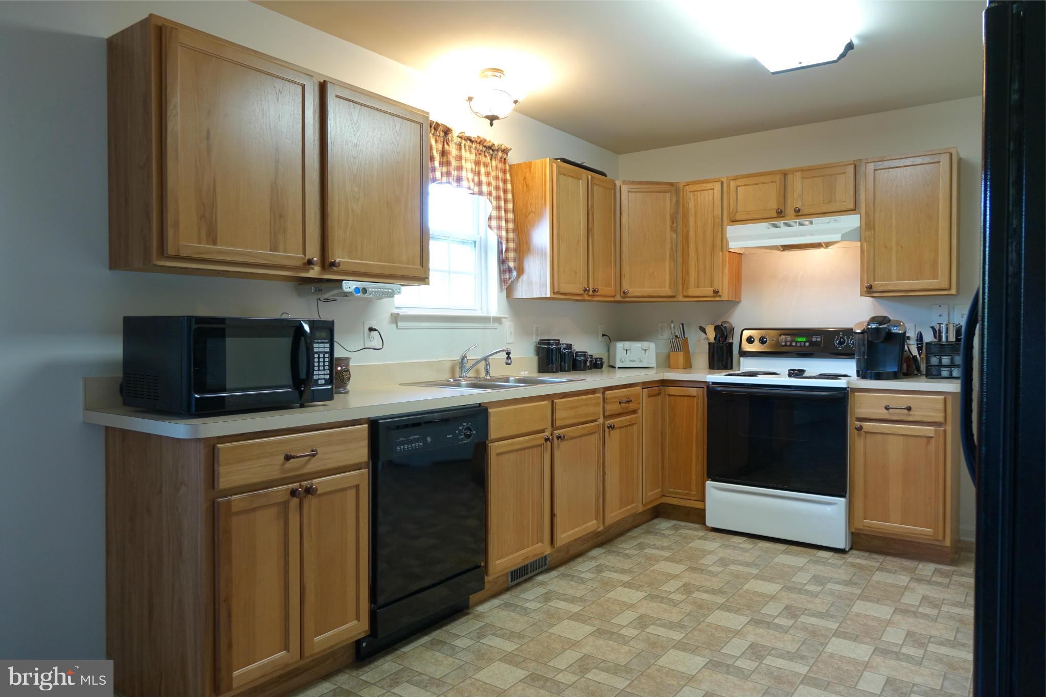 413 Whispering Wind Road Hancock, MD 21750 - Photo 6 of 14 Kitchen