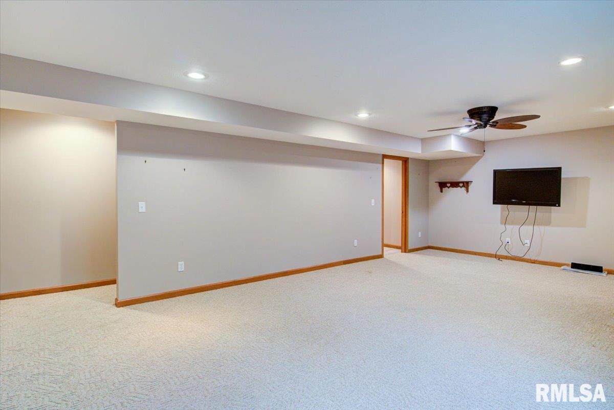 5108 Manhattan Drive Springfield, IL 62711 - Photo 29 of 38 Gallery Image 29