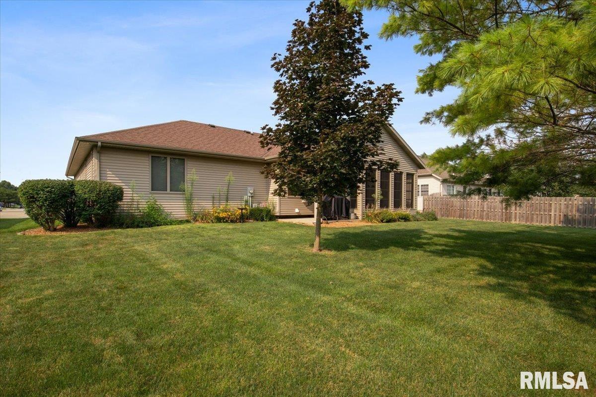 5108 Manhattan Drive Springfield, IL 62711 - Photo 35 of 38 Gallery Image 35