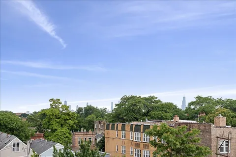 $479,900 | 2065 North Kedzie Avenue, Unit 327, Chicago, IL 60647