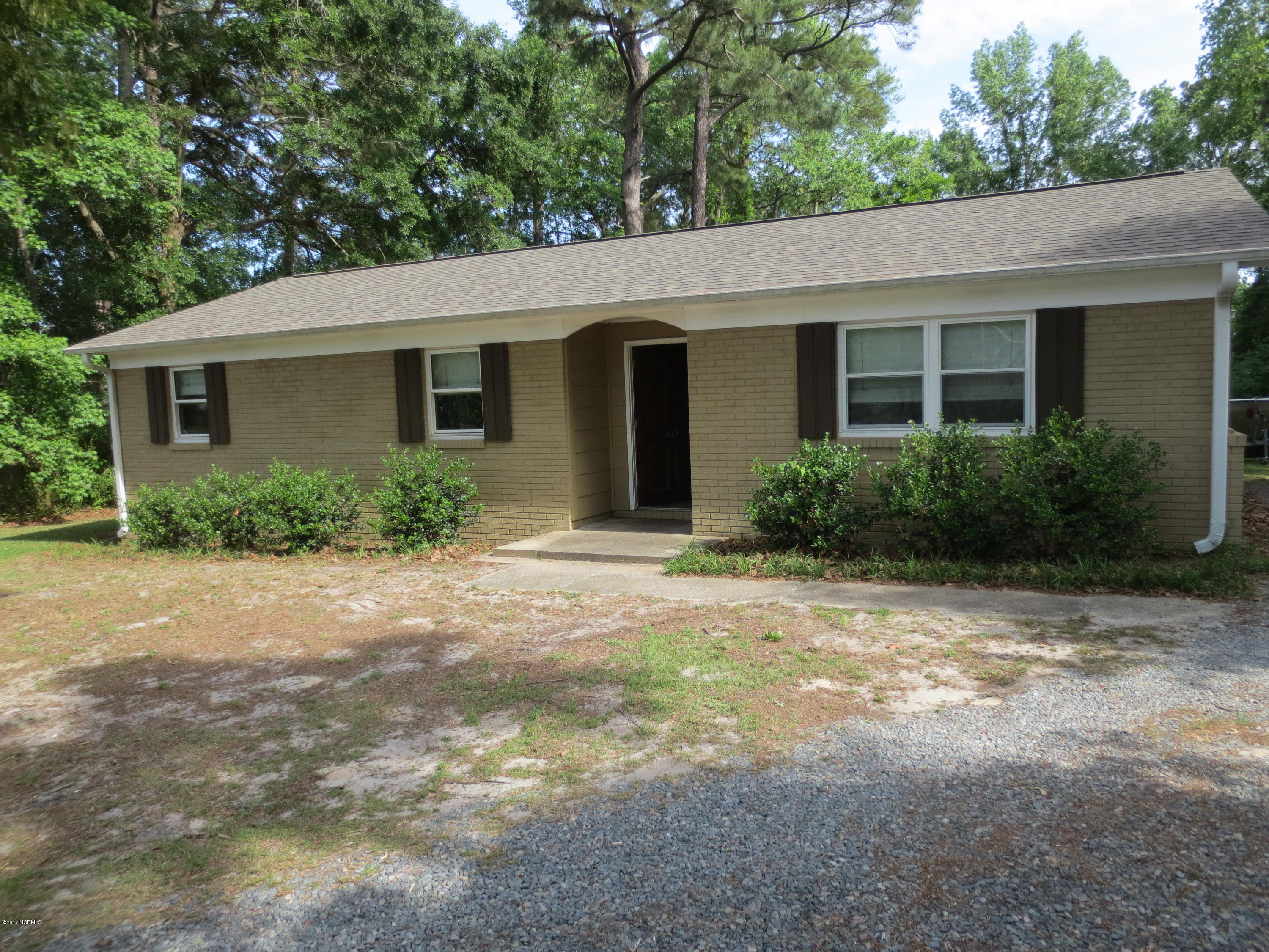 202 Bradford Road Wilmington, NC 28409 - Photo 16 of 19 IMG_0370