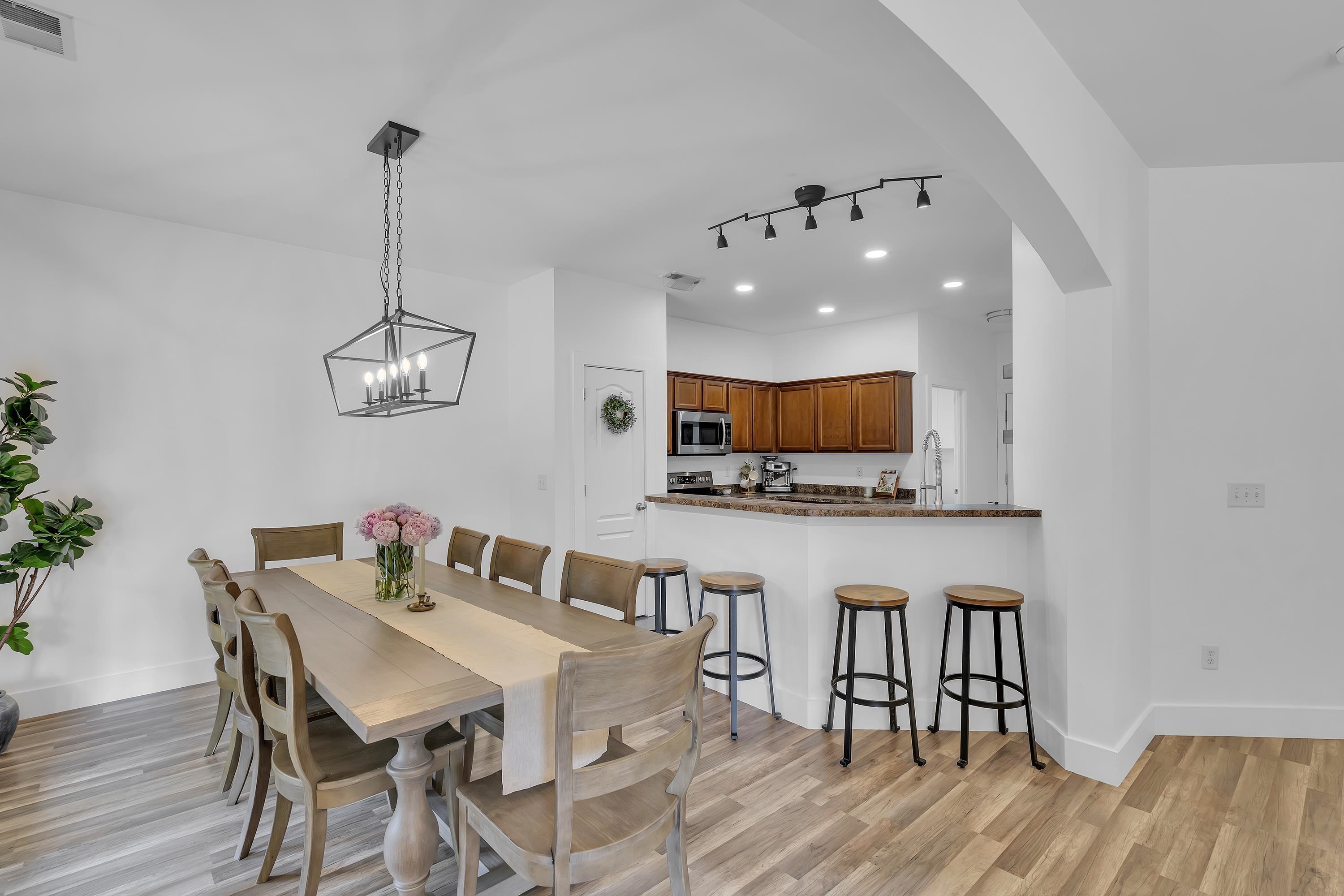 737 Shadow Dance Lane Boiling Springs, SC 29316 - Photo 13 of 38