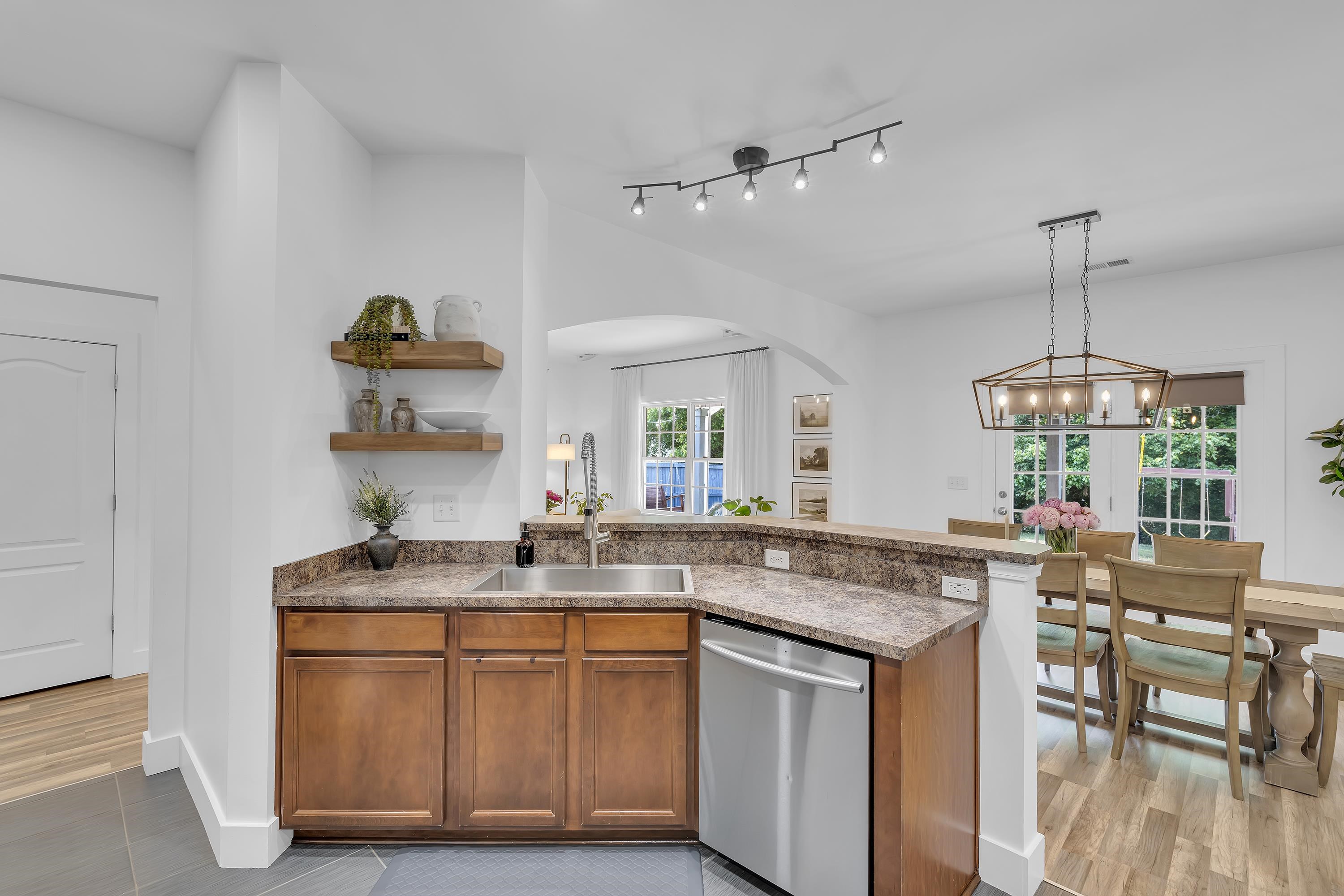 737 Shadow Dance Lane Boiling Springs, SC 29316 - Photo 16 of 38