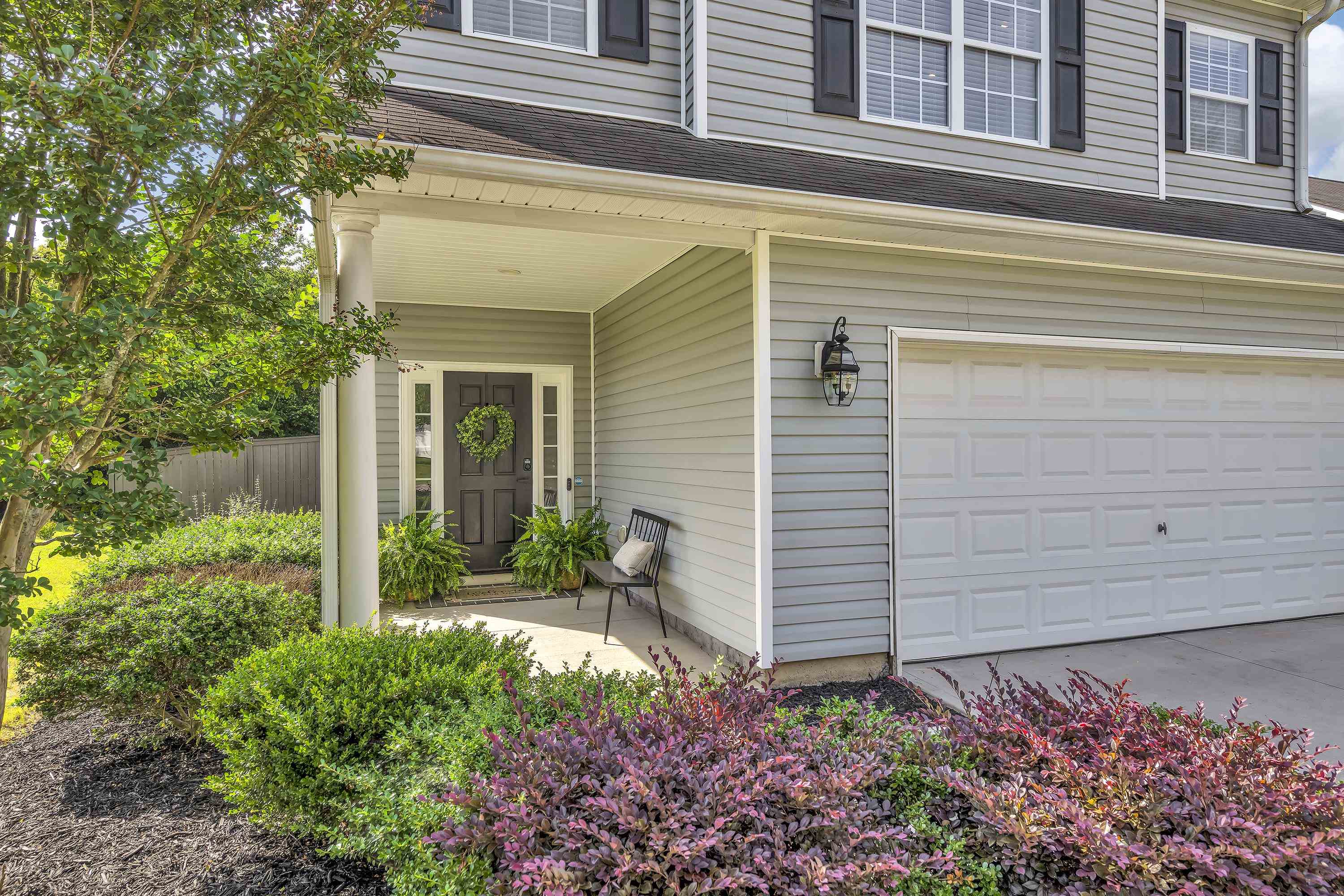 737 Shadow Dance Lane Boiling Springs, SC 29316 - Photo 3 of 38