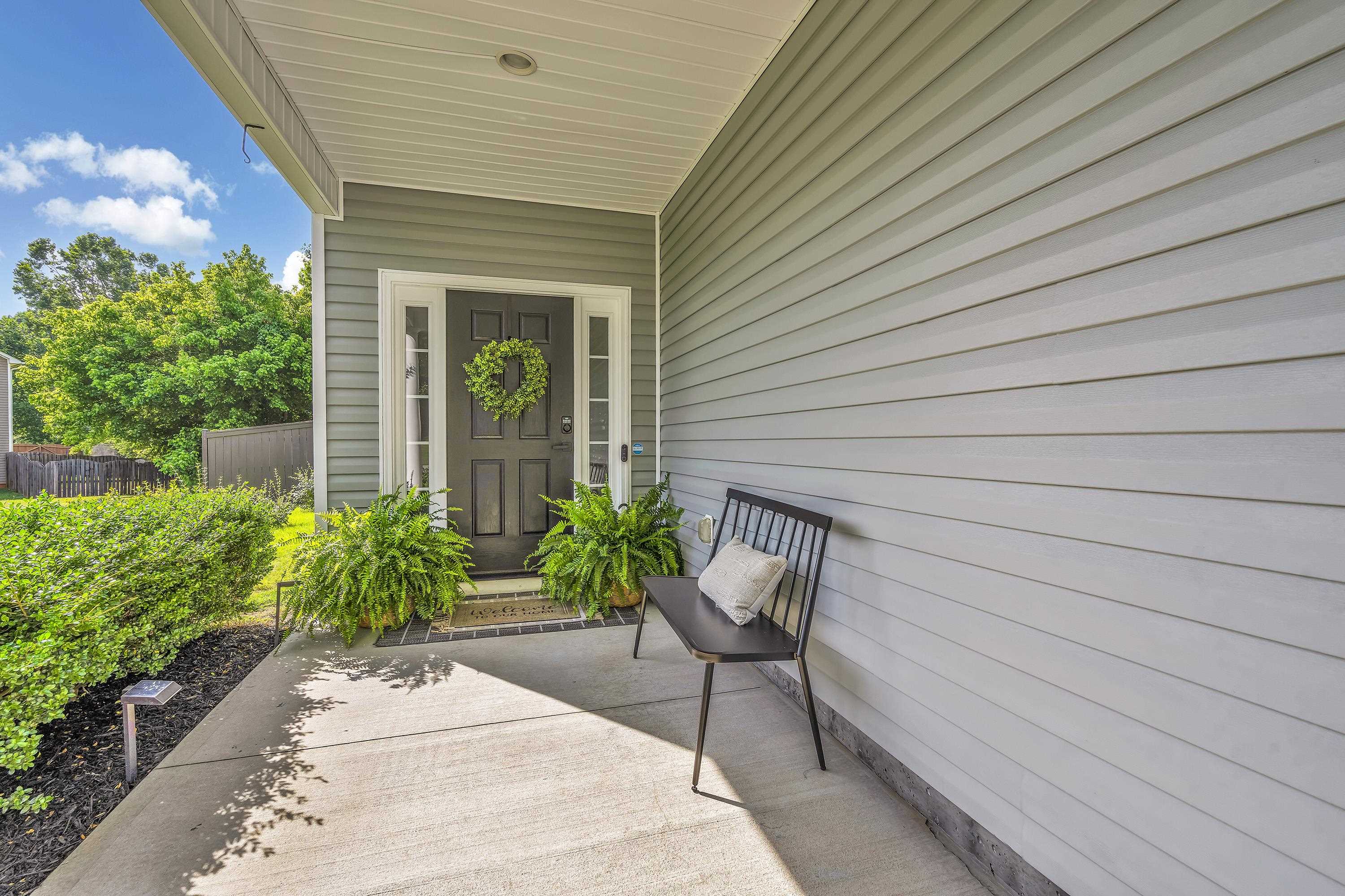 737 Shadow Dance Lane Boiling Springs, SC 29316 - Photo 4 of 38