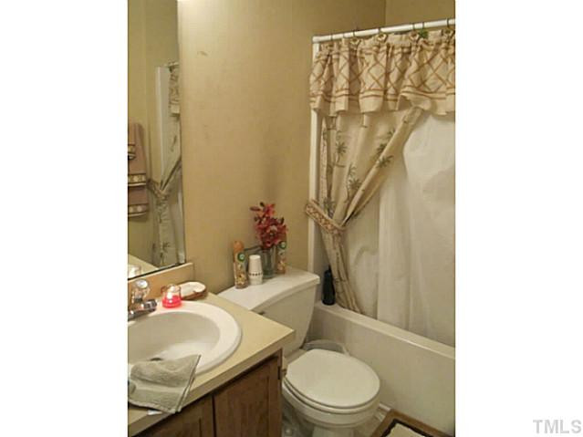 1460 White Memorial Church Road Willow Spring, NC 27592 - Photo 11 of 14 Bathroom