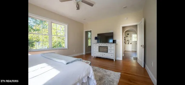 $979,900 | 3655 Douglas Dam Road, Kodak, TN 37764