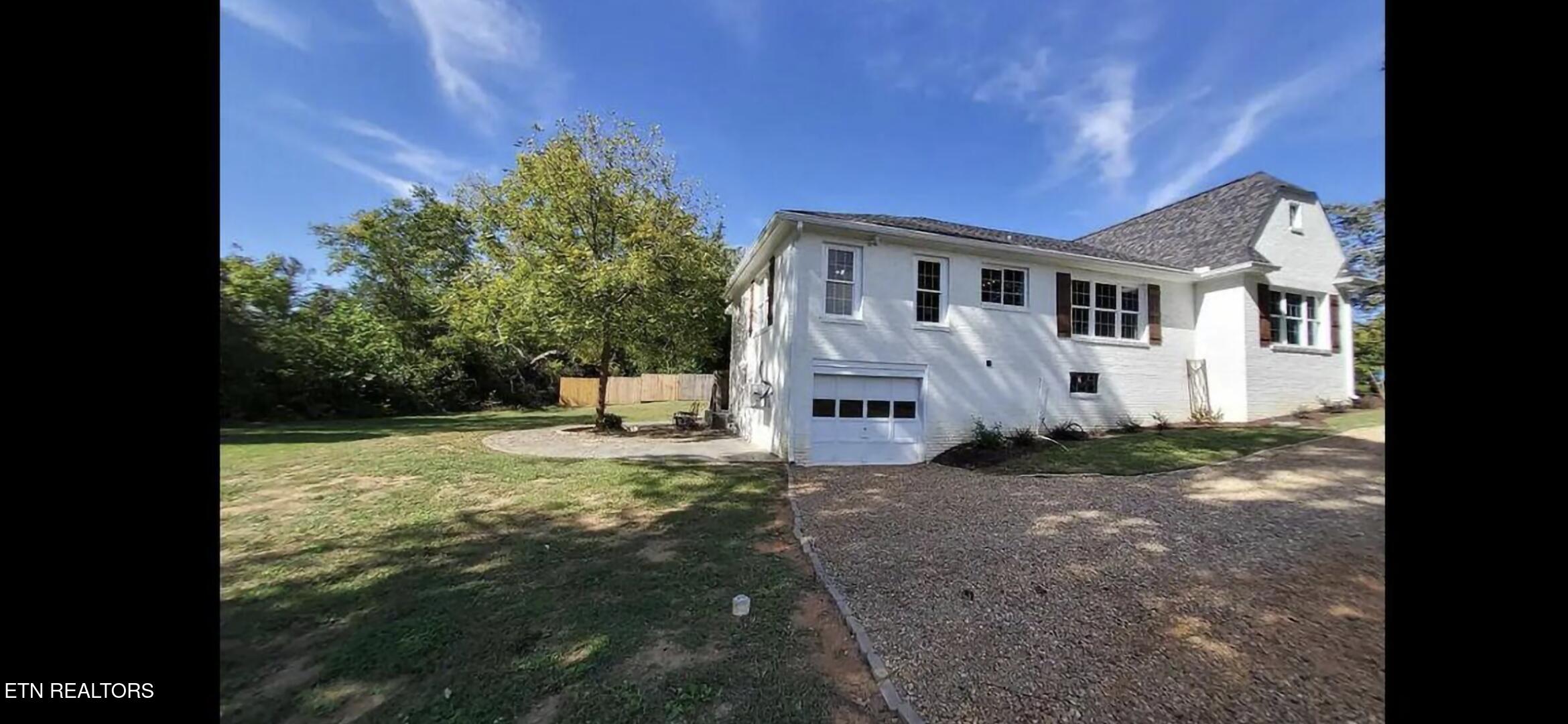 3655 Douglas Dam Road Kodak, TN 37764 - Photo 3 of 38 Screenshot_20260129_193743_Gallery