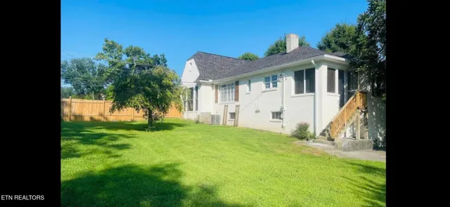 $979,900 | 3655 Douglas Dam Road, Kodak, TN 37764