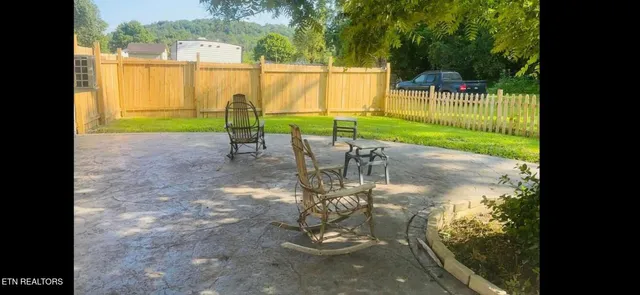 $979,900 | 3655 Douglas Dam Road, Kodak, TN 37764