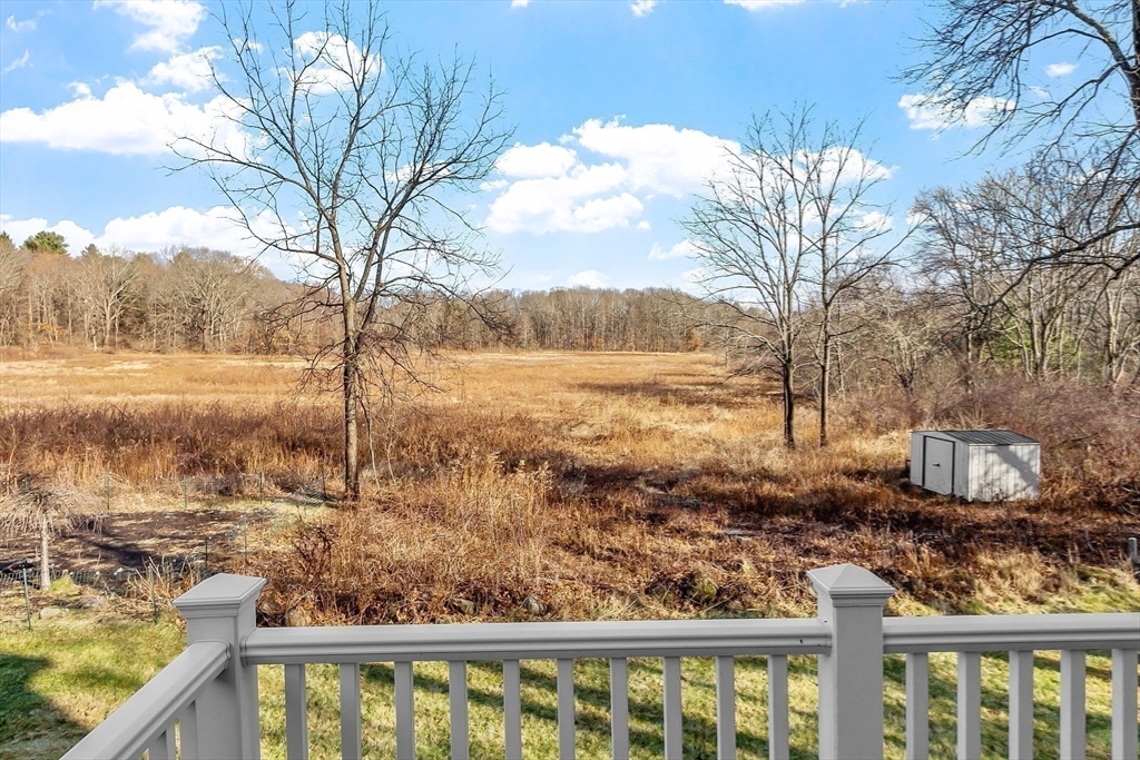37 Granite Post Road Concord, MA 01742 - Photo 9 of 39 Gallery Image 9