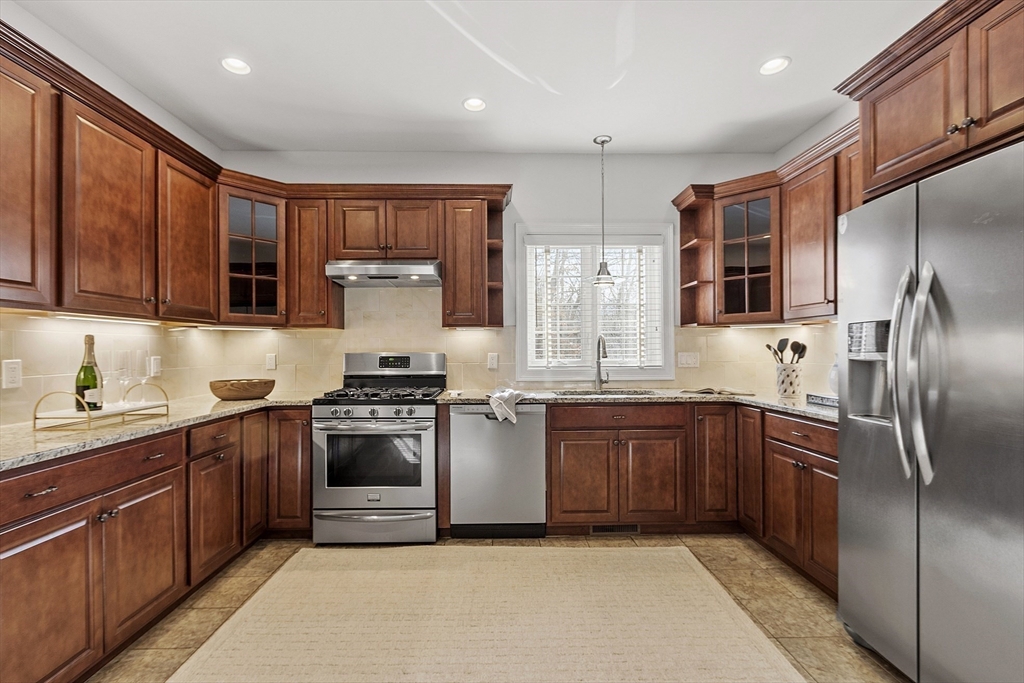 37 Granite Post Road Concord, MA 01742 - Photo 10 of 39 Gallery Image 10