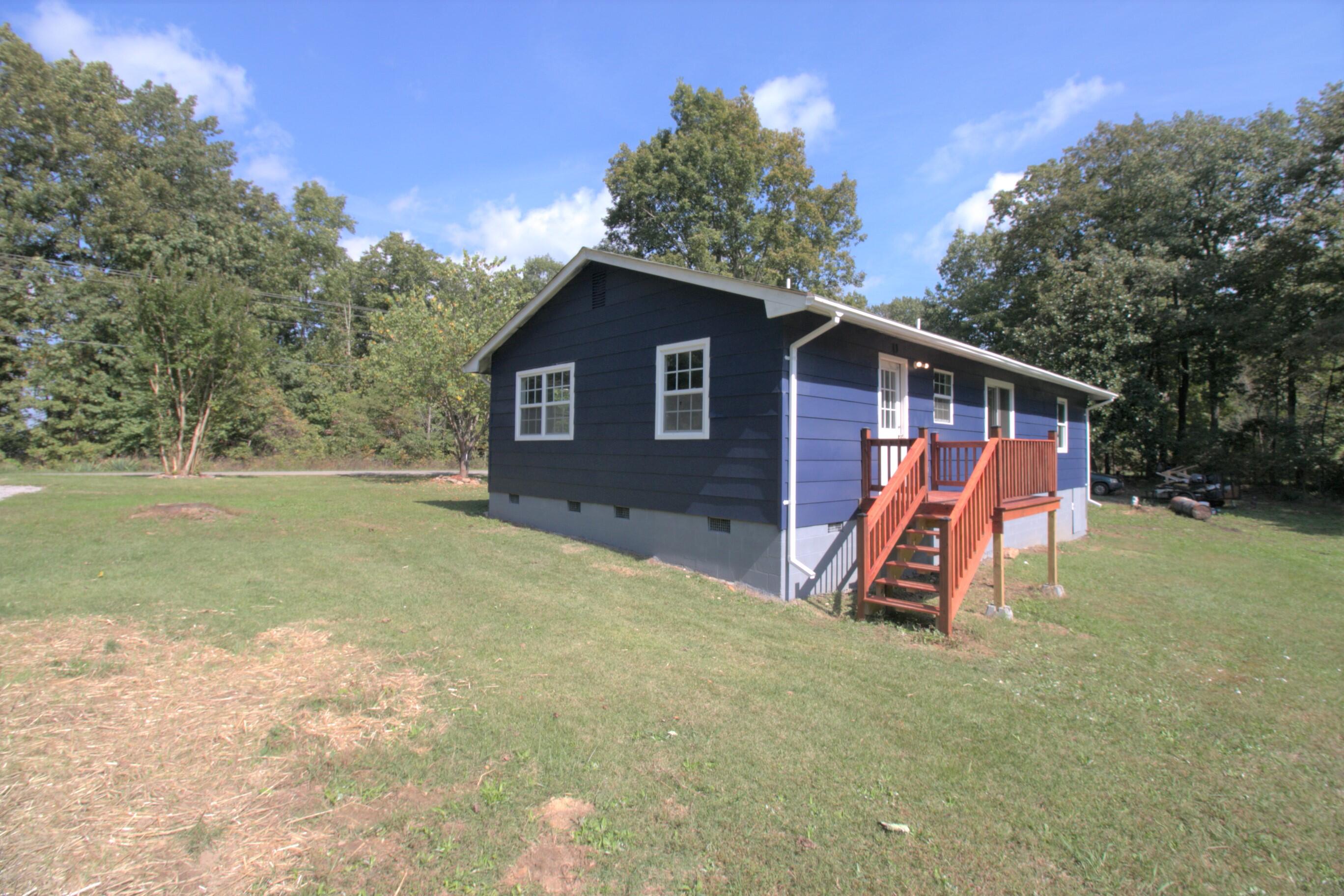 273 Flat Mountain Road Dunlap, TN 37327 - Photo 5 of 27 Side right