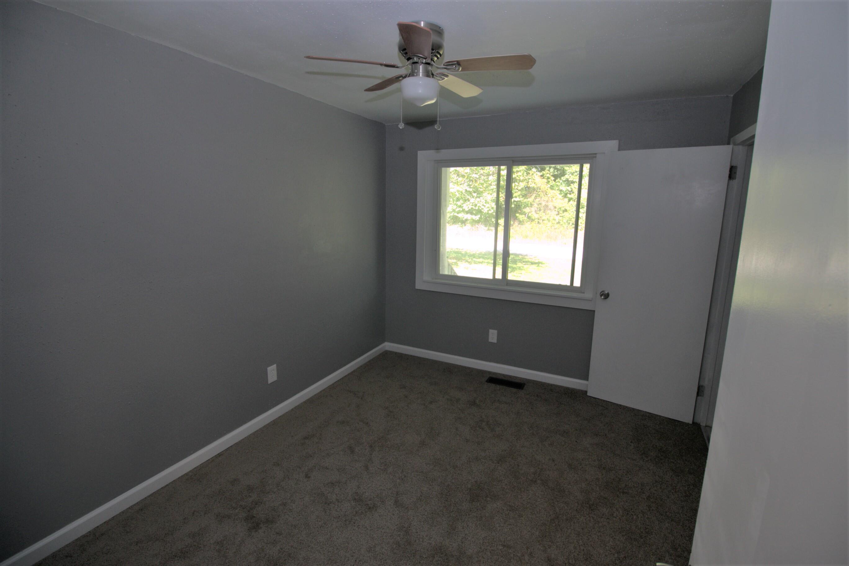 273 Flat Mountain Road Dunlap, TN 37327 - Photo 10 of 27 Bedroom 5