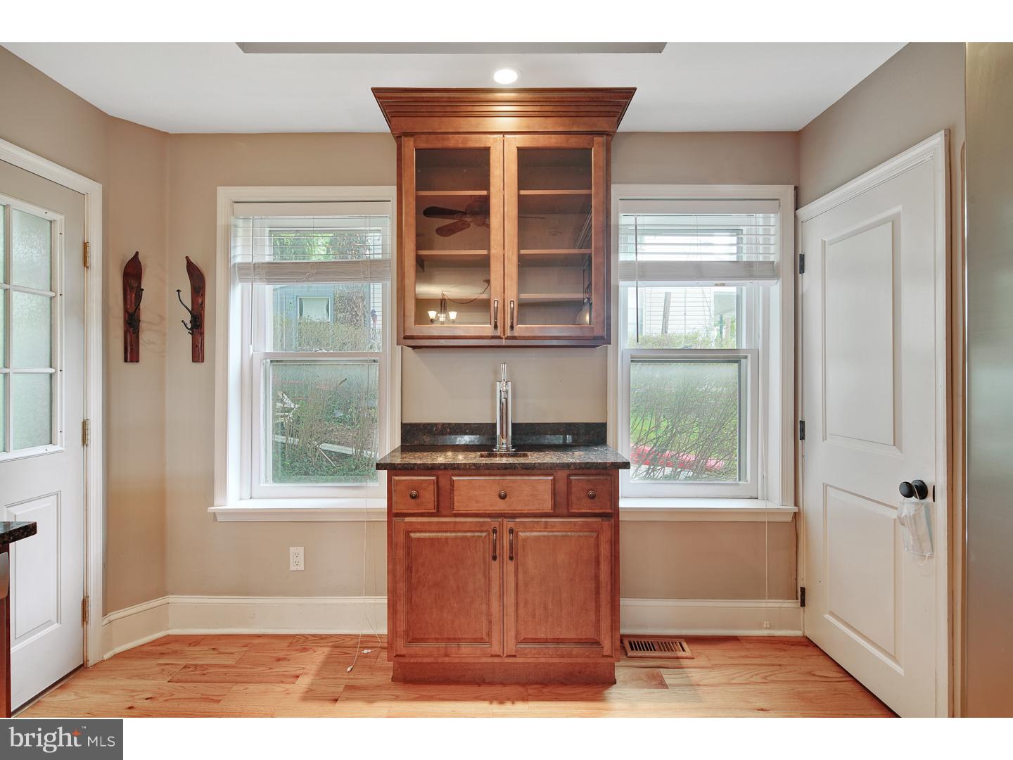 633 Convent Road Aston, PA 19014 - Photo 11 of 22 Kitchen