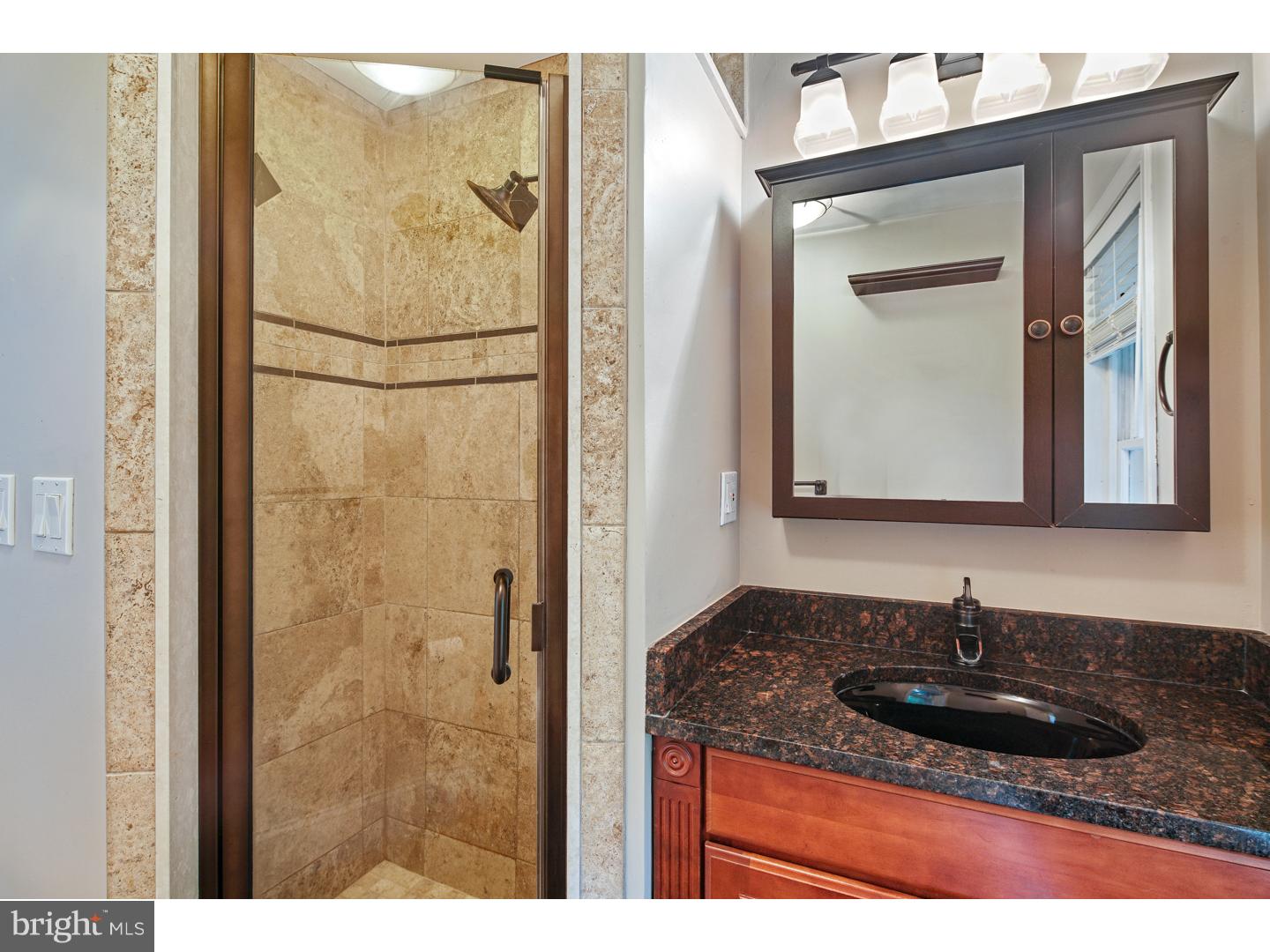 633 Convent Road Aston, PA 19014 - Photo 15 of 22 Bathroom