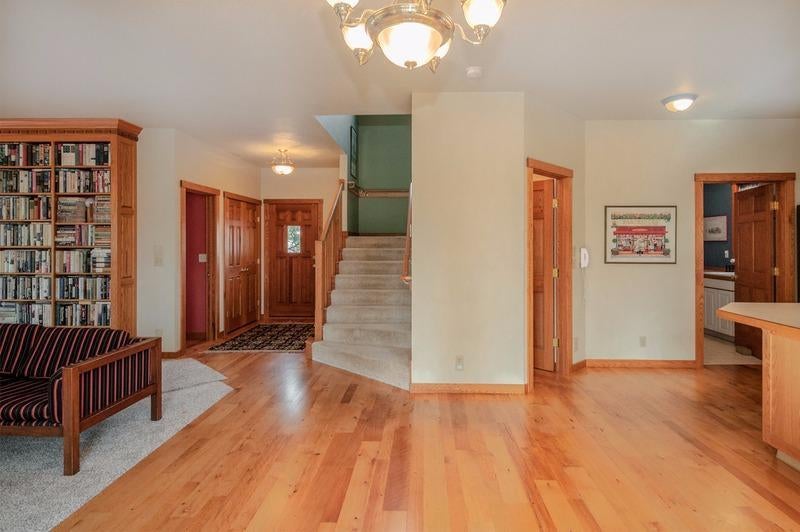 17999 Meadows Road White City, OR 97503 - Photo 10 of 35 Additional Photo