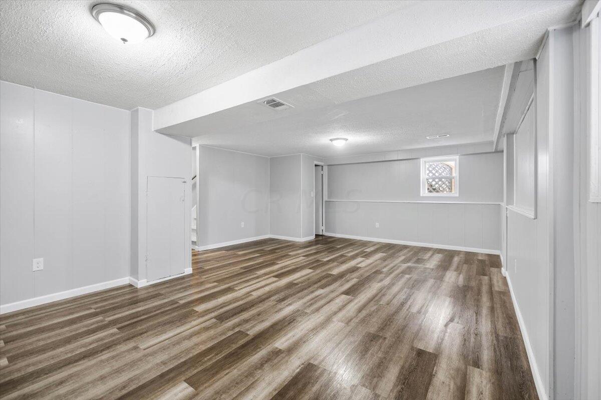 5226 Edgeview Road Columbus, OH 43207 - Photo 18 of 25 19-Basement-5226 Edgeview Rd -023