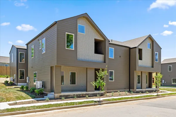 $319,900 | 2704 Long Street, Unit 112, Chattanooga, TN 37408