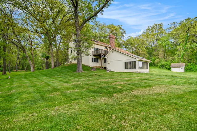 $824,900 | 501 Eagle Court, Valparaiso, IN 46383