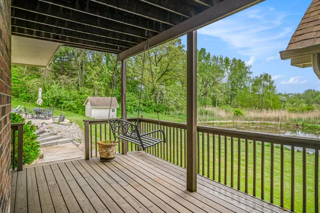 $824,900 | 501 Eagle Court, Valparaiso, IN 46383