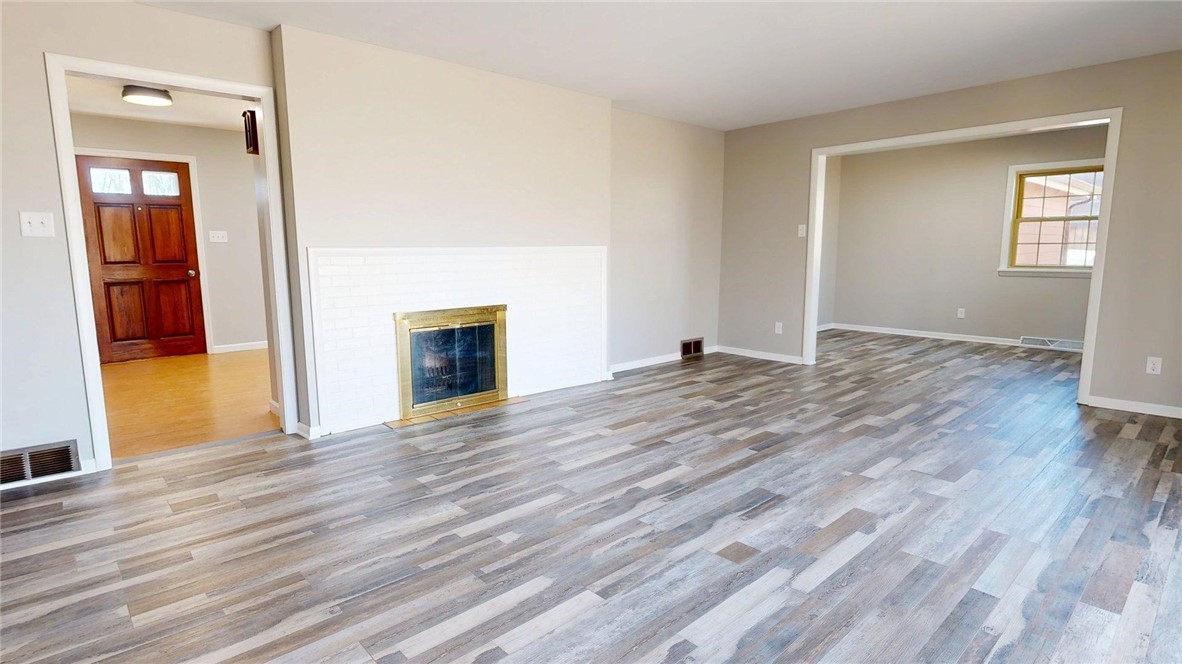 3280 East Oakwood Avenue Decatur, IL 62521 - Photo 9 of 32