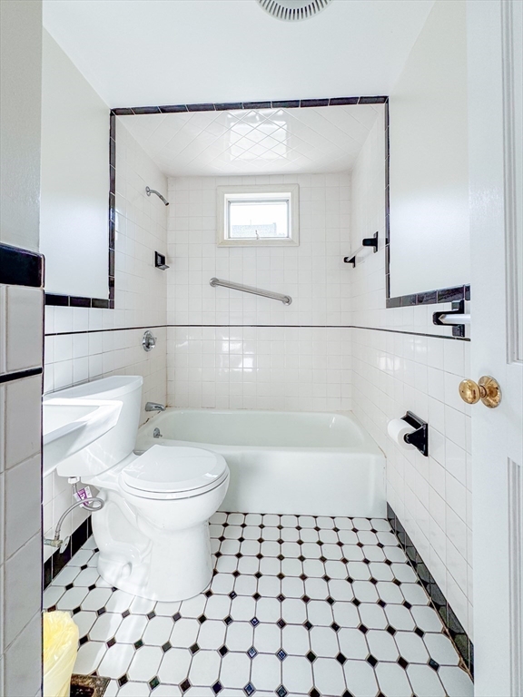 59 Rice Road Quincy, MA 02170 - Photo 6 of 12