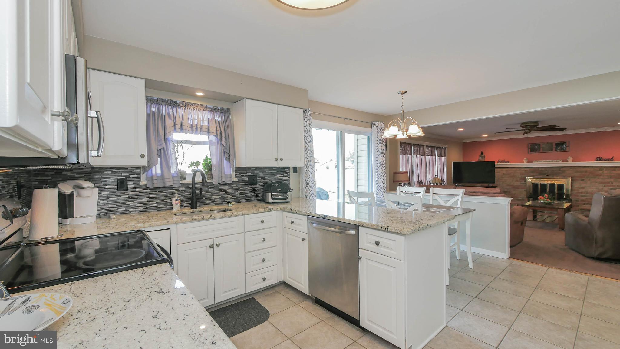 741 Cotswold Road Somerdale, NJ 08083 - Photo 11 of 39 Gallery Image 11