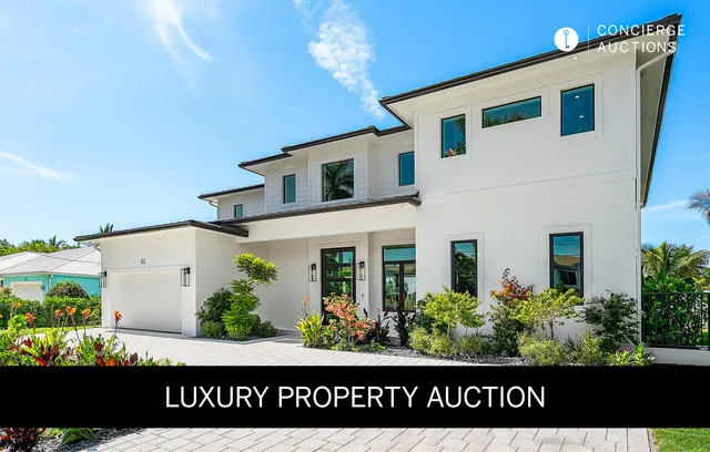 $5,480,000 | 811 Chukker Road, Delray Beach, FL 33483