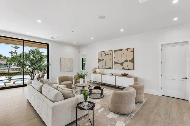 $5,480,000 | 811 Chukker Road, Delray Beach, FL 33483