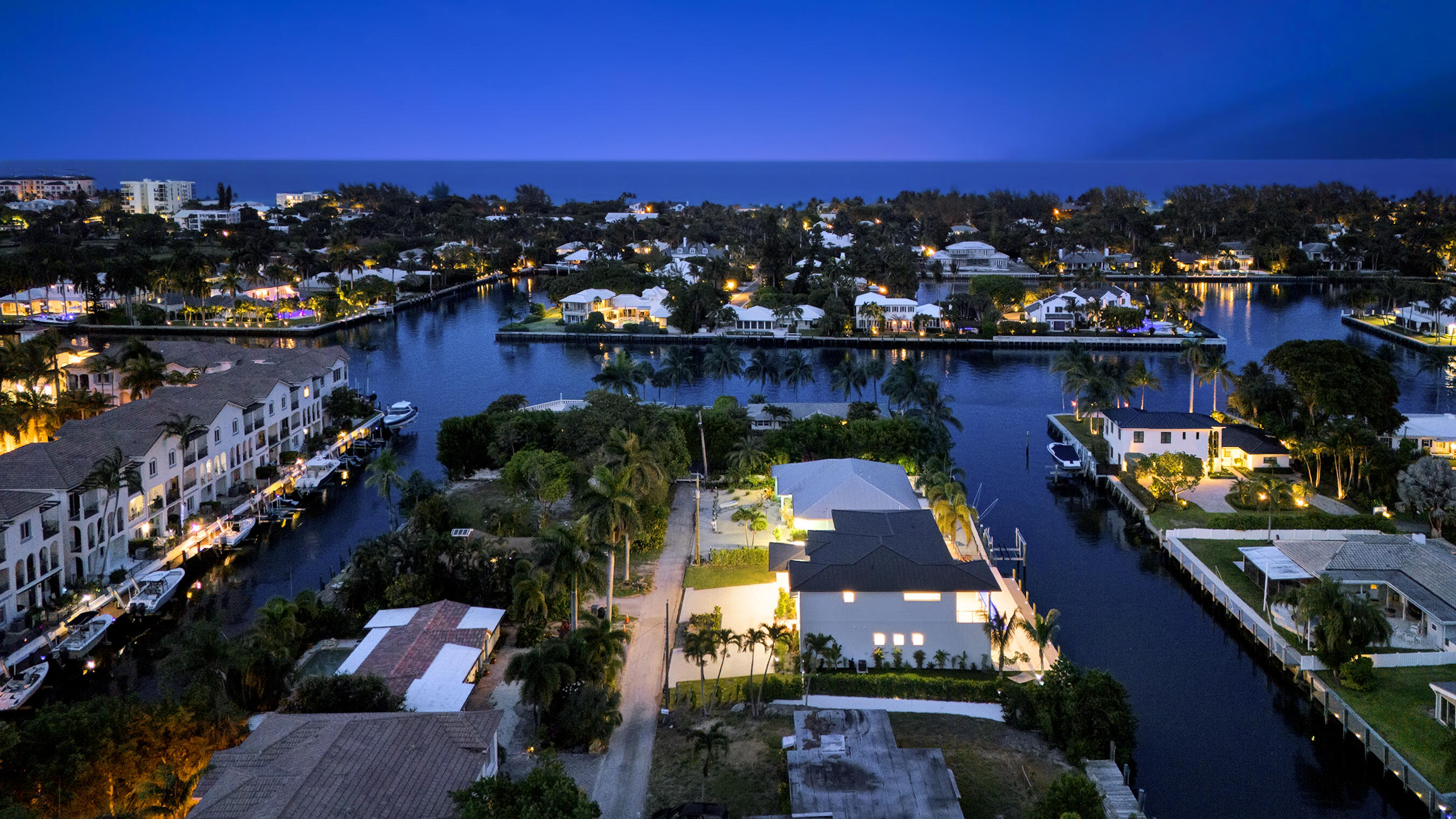 811 Chukker Road Delray Beach, FL 33483 - Photo 55 of 70 Twilight