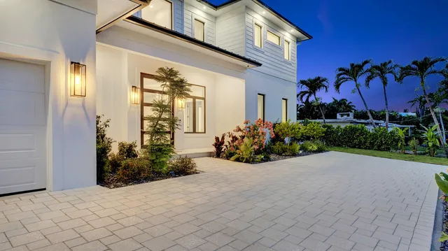 $5,480,000 | 811 Chukker Road, Delray Beach, FL 33483