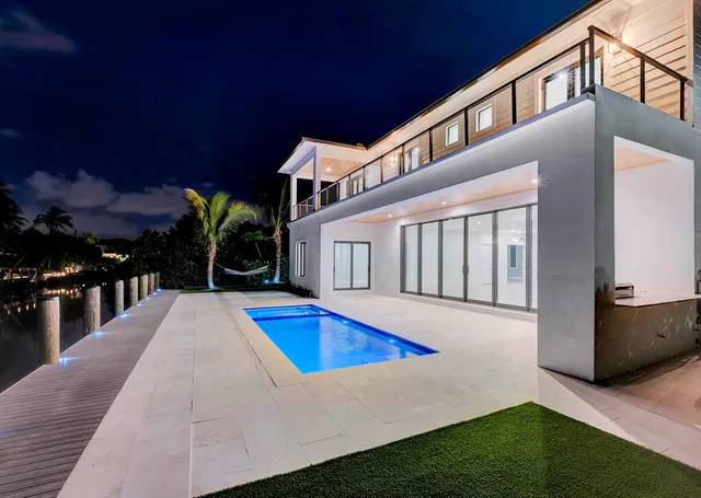 $5,480,000 | 811 Chukker Road, Delray Beach, FL 33483