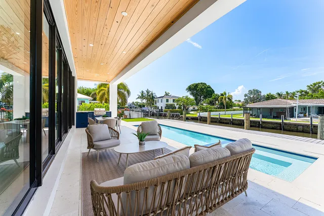 $5,480,000 | 811 Chukker Road, Delray Beach, FL 33483