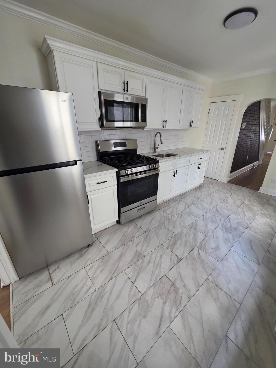 745 Birch Street Reading, PA 19604 - Photo 6 of 21